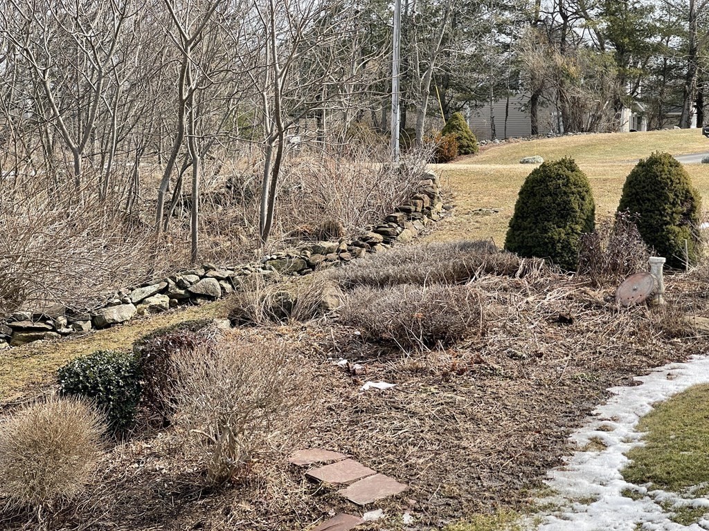 17 G French Road Charlton, MA 01507 - Photo 22 of 24