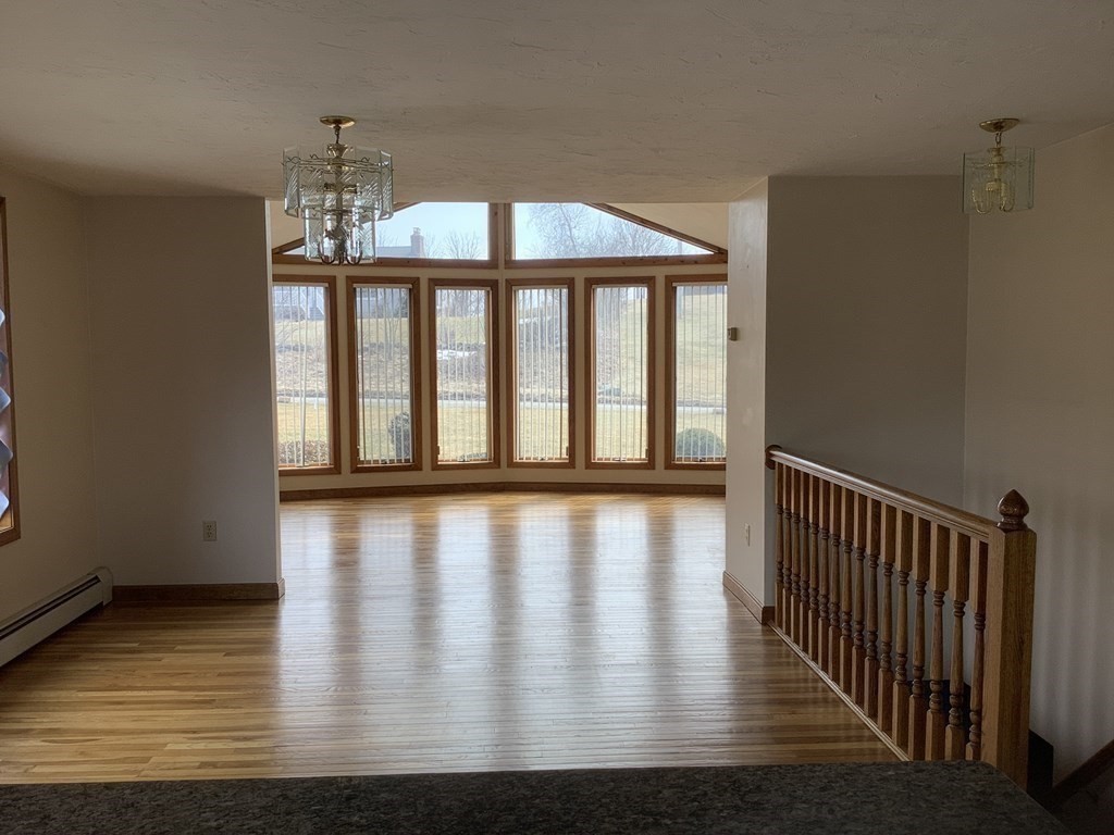 17 G French Road Charlton, MA 01507 - Photo 5 of 24