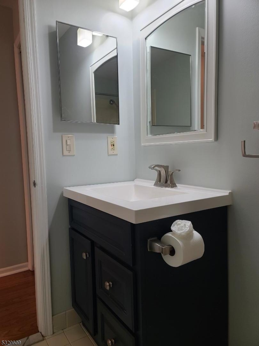 43 Tansy Court Bedminster, NJ 07921 - Photo 11 of 25