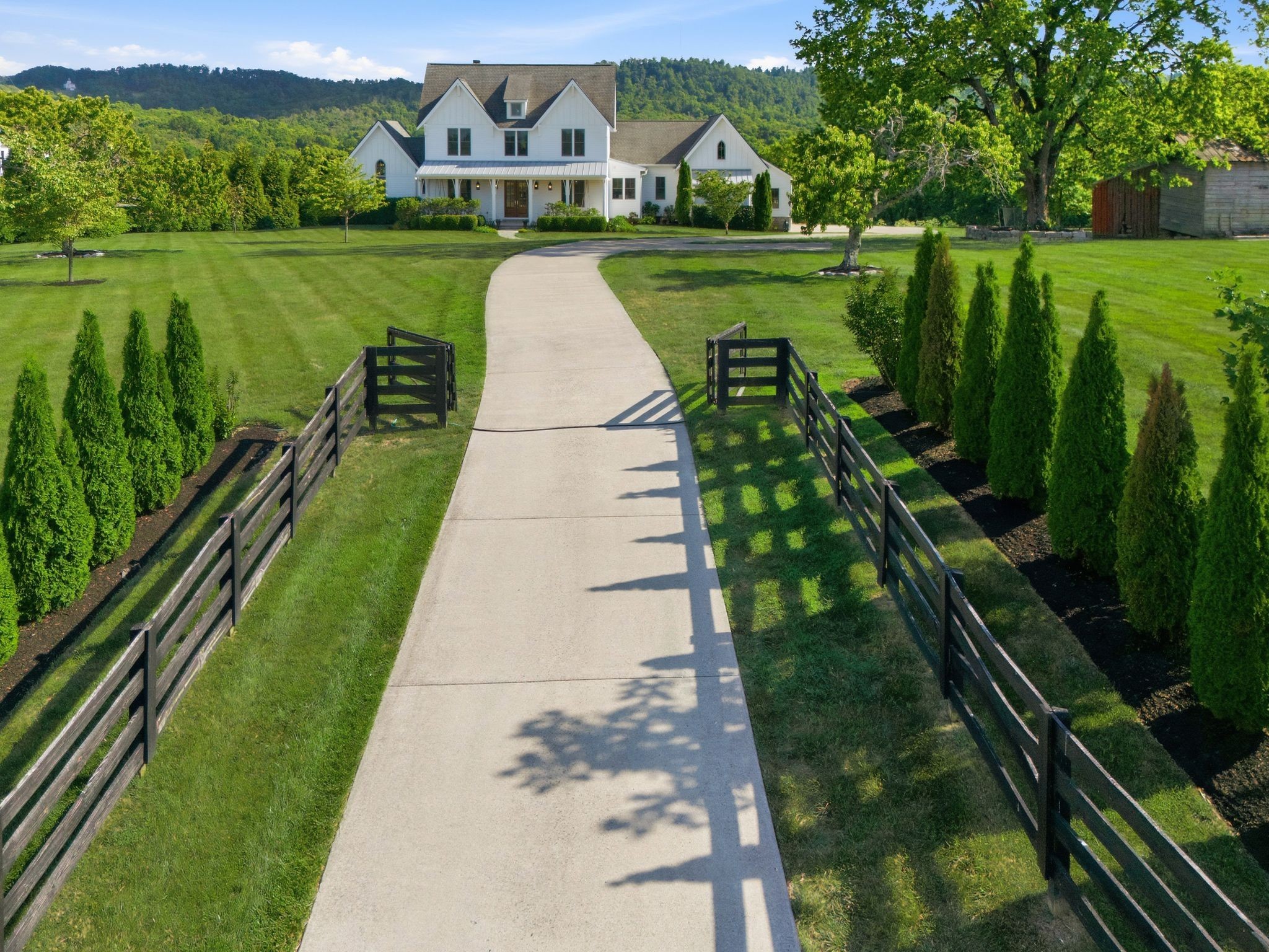 9643 Clovercroft Road Nolensville, TN 37135 - Photo 2 of 64 Gallery Image 2
