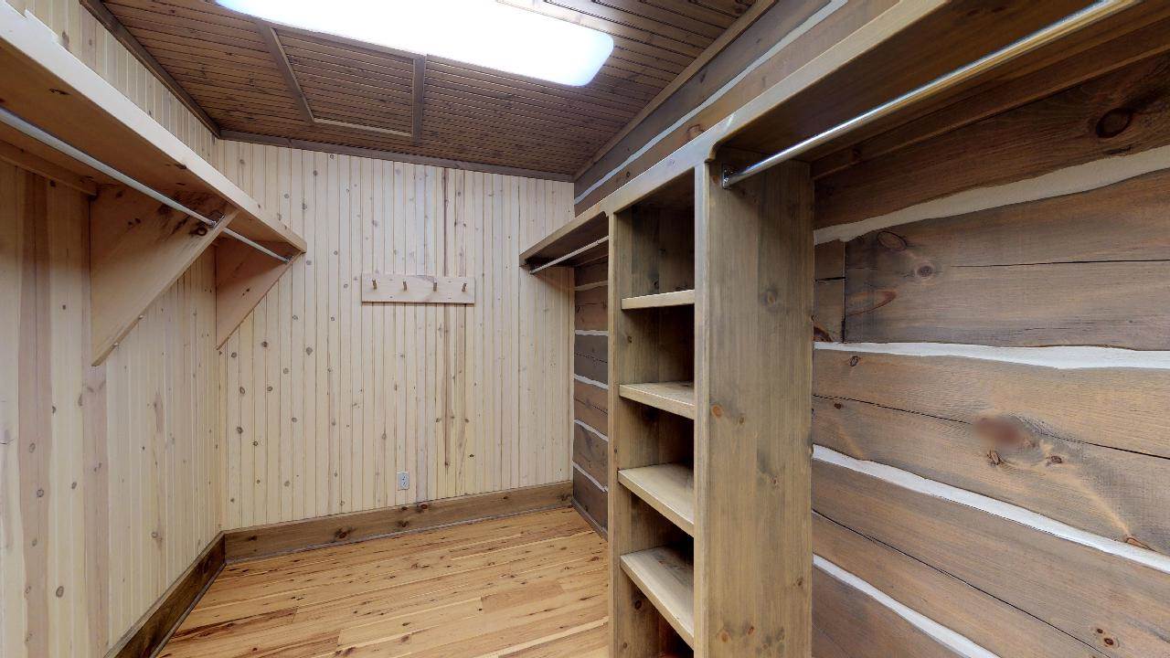 6505 South Schomberg Road Cedar, MI 49621 - Photo 16 of 49 1872418-15.JPG