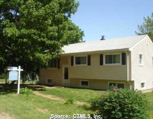 7 Green Hills Road Waterford, CT 06375 - Photo 1 of 1 Gallery Image 1