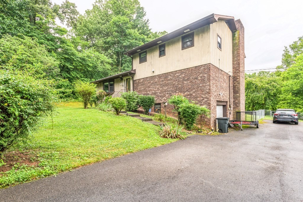 1225 Fox Chase Road Newport, TN 37821 - Photo 2 of 25 Gallery Image 2