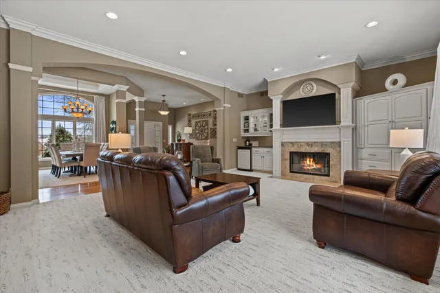 $899,000 | W261N2830 Woodburne Court, Pewaukee, WI 53072