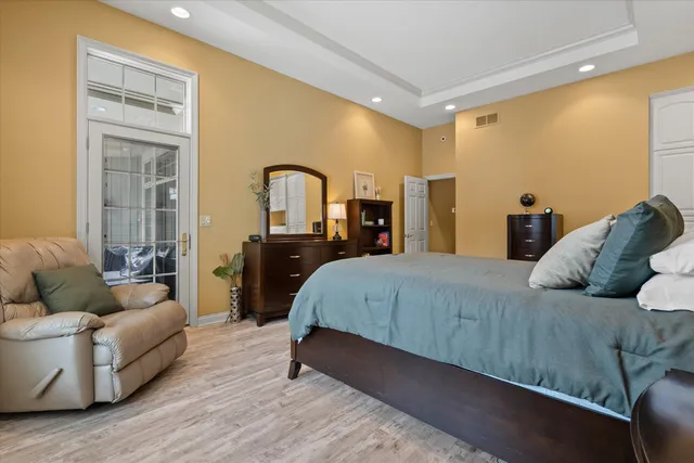 $899,000 | W261N2830 Woodburne Court, Pewaukee, WI 53072