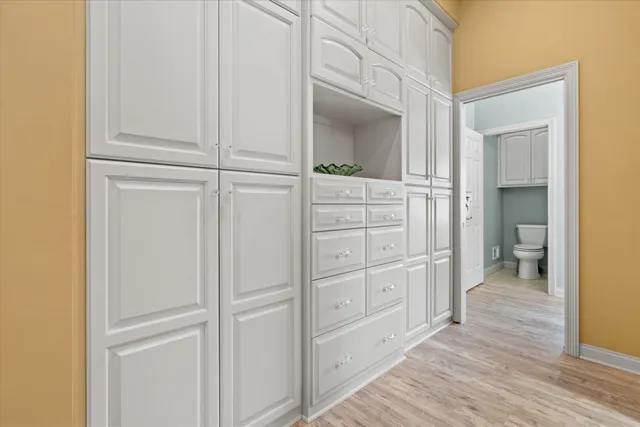 $899,000 | W261N2830 Woodburne Court, Pewaukee, WI 53072