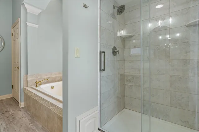 $899,000 | W261N2830 Woodburne Court, Pewaukee, WI 53072