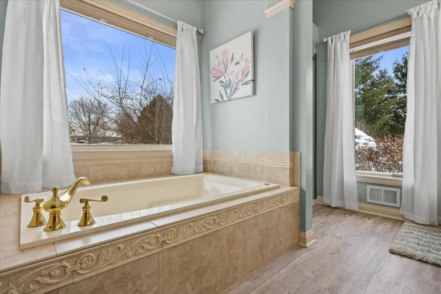 $899,000 | W261N2830 Woodburne Court, Pewaukee, WI 53072