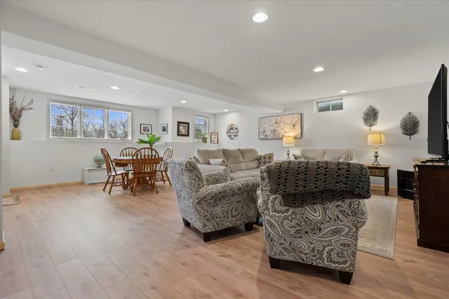 $899,000 | W261N2830 Woodburne Court, Pewaukee, WI 53072