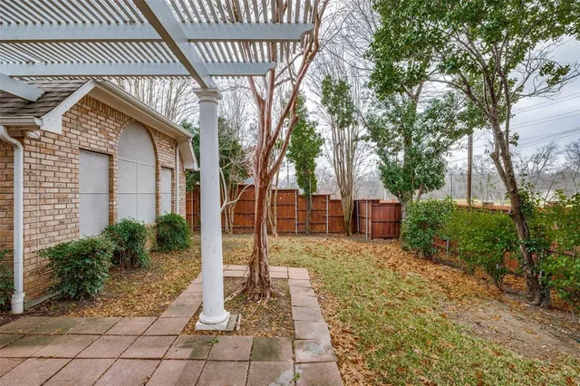 $2,900 | 6613 Lynch Lane, Garland, TX 75044
