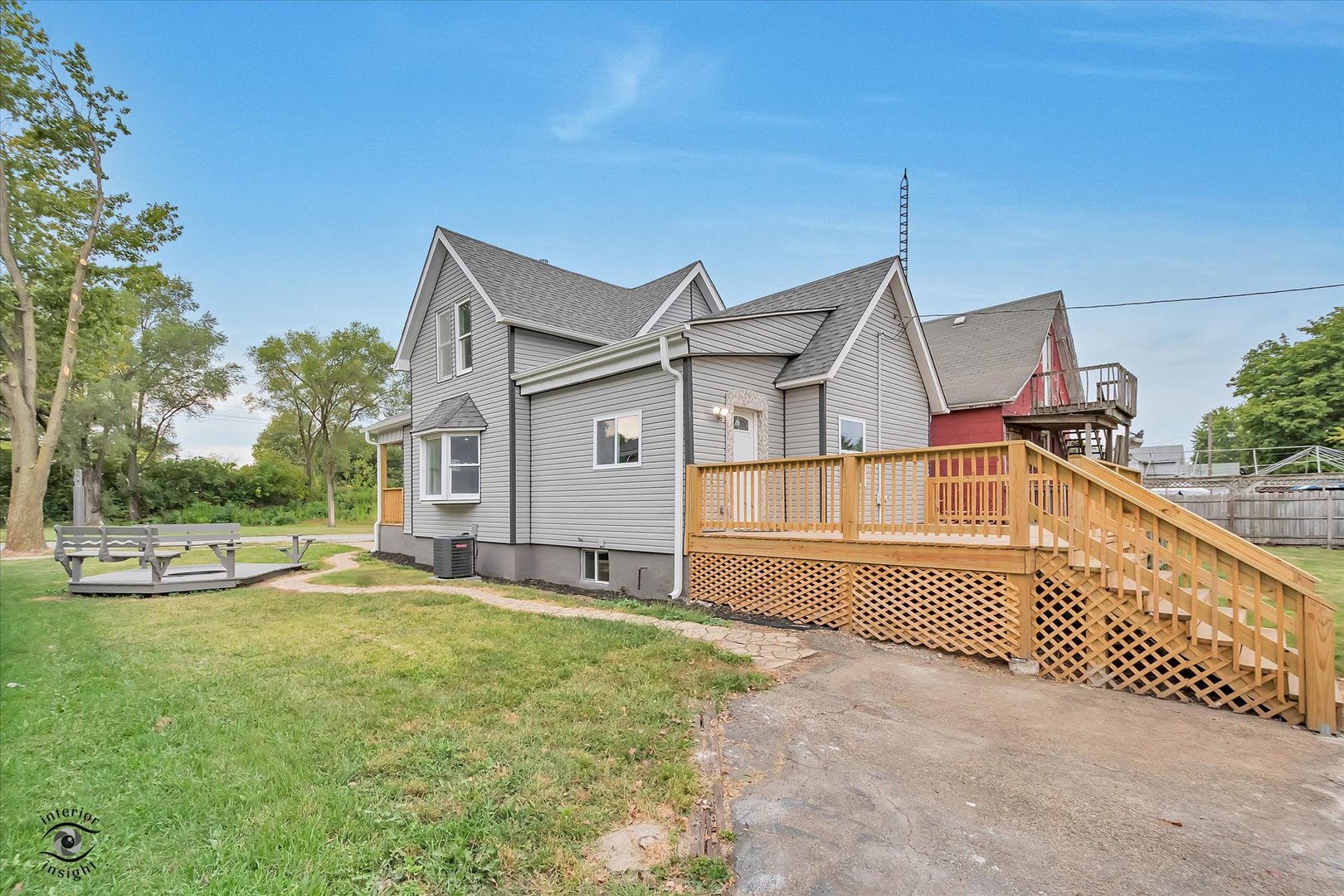 1032 South E Avenue Kankakee, IL 60901 - Photo 26 of 29 a view of a house with a park
