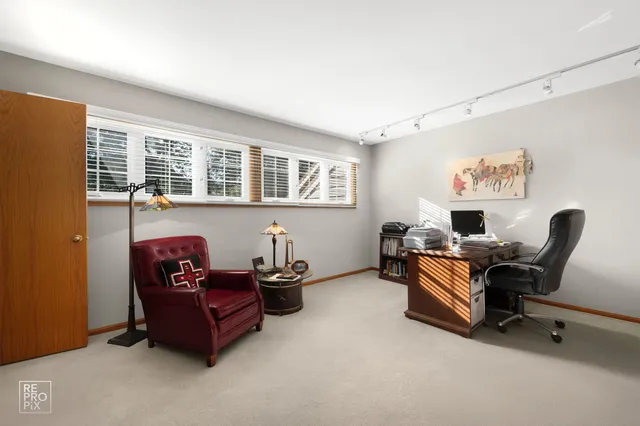 $420,000 | 544 Philip Drive, Bartlett, IL 60103