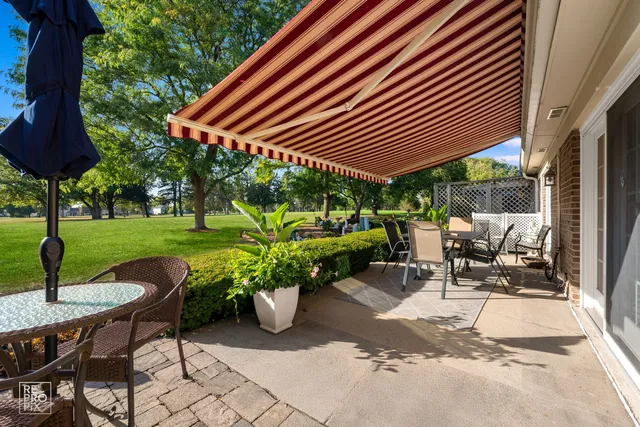 $420,000 | 544 Philip Drive, Bartlett, IL 60103