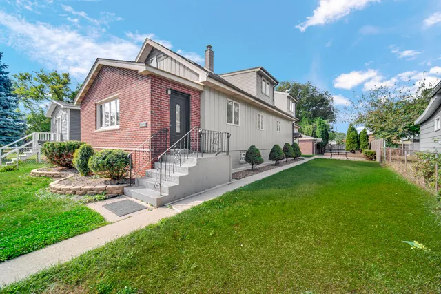 $330,000 | 5720-22 Northcote Avenue, Hammond, IN 46320