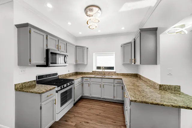 $330,000 | 5720-22 Northcote Avenue, Hammond, IN 46320