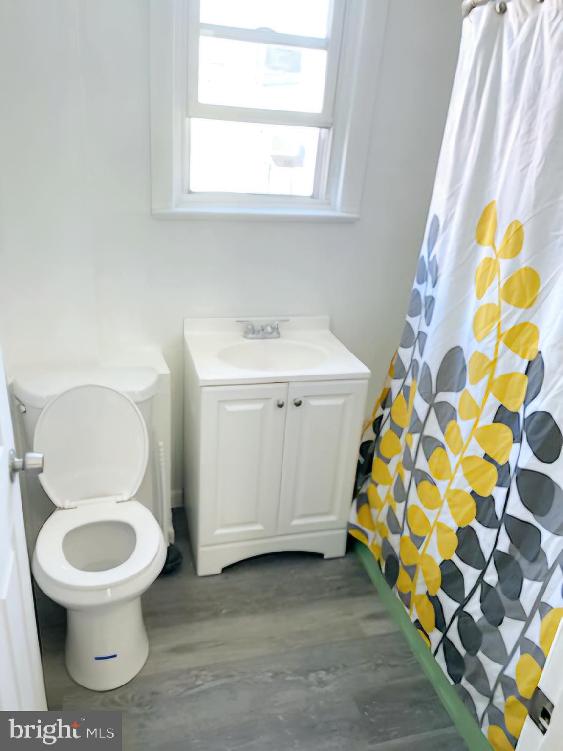 2223 Yelland Street Philadelphia, PA 19140 - Photo 16 of 25 Bathroom