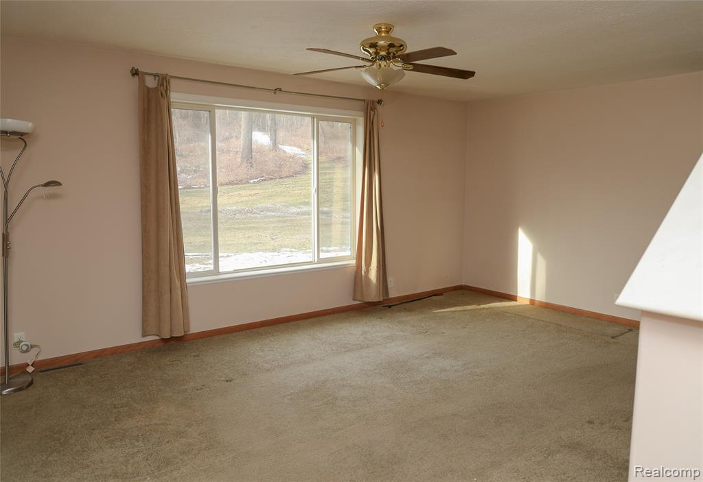 2755 Curtis Road Leonard, MI 48367 - Photo 18 of 61