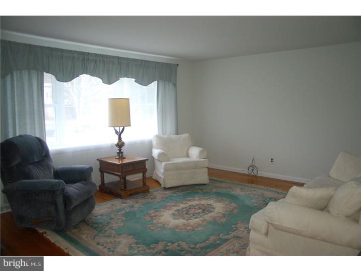 381 Devon Drive Exton, PA 19341 - Photo 2 of 25 Gallery Image 2
