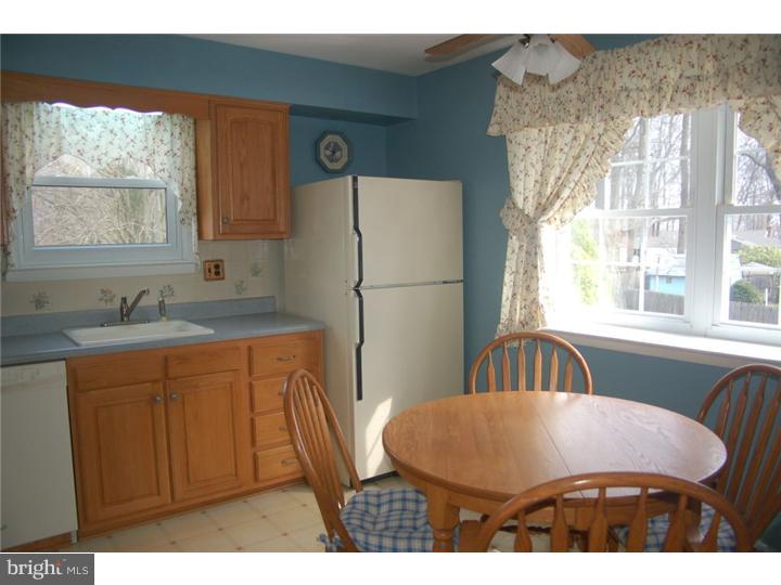381 Devon Drive Exton, PA 19341 - Photo 4 of 25 Gallery Image 4