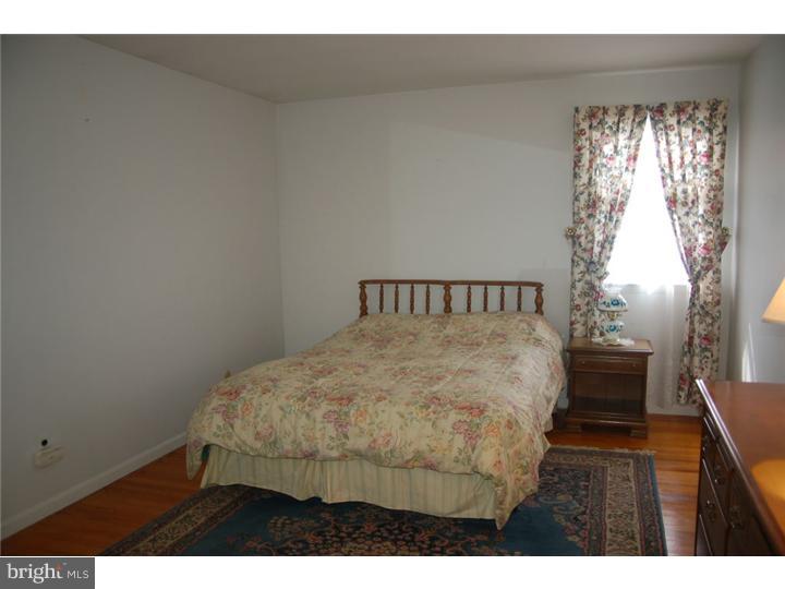 381 Devon Drive Exton, PA 19341 - Photo 8 of 25 Gallery Image 8