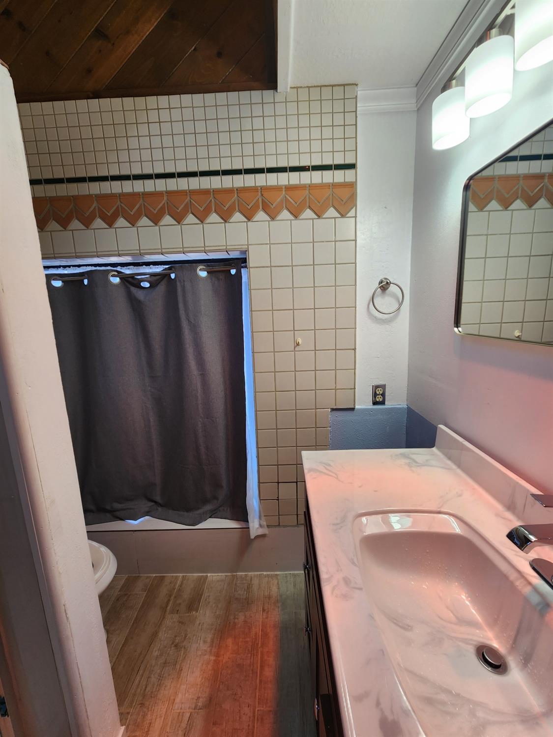 19500 Jesus Maria Road Mokelumne Hill, CA 95245 - Photo 24 of 92 a bathroom with a sink and a shower