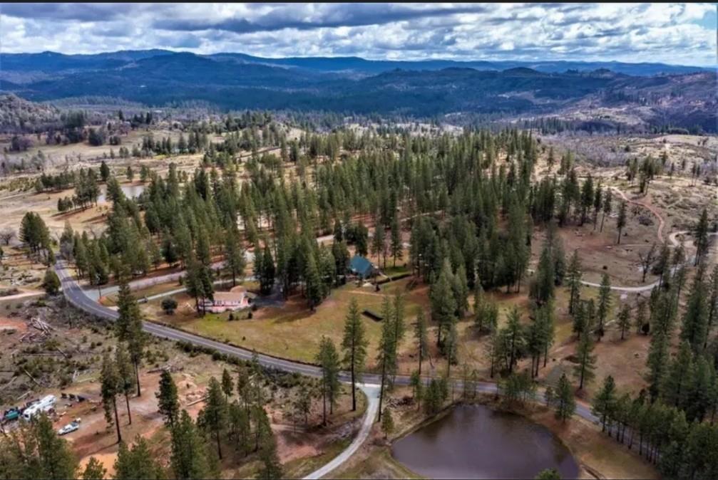 19500 Jesus Maria Road Mokelumne Hill, CA 95245 - Photo 4 of 92 a view of a city from a balcony