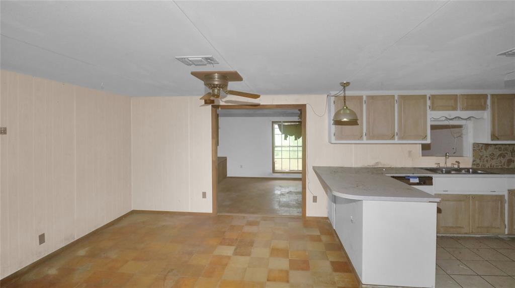306 Denver Road Sunset, TX 76270 - Photo 14 of 24 Gallery Image 14