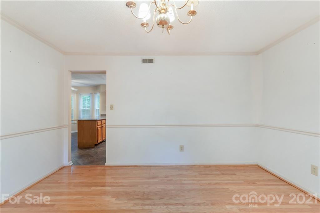 7227 Potter Road Matthews, NC 28104 - Photo 14 of 23 Gallery Image 14