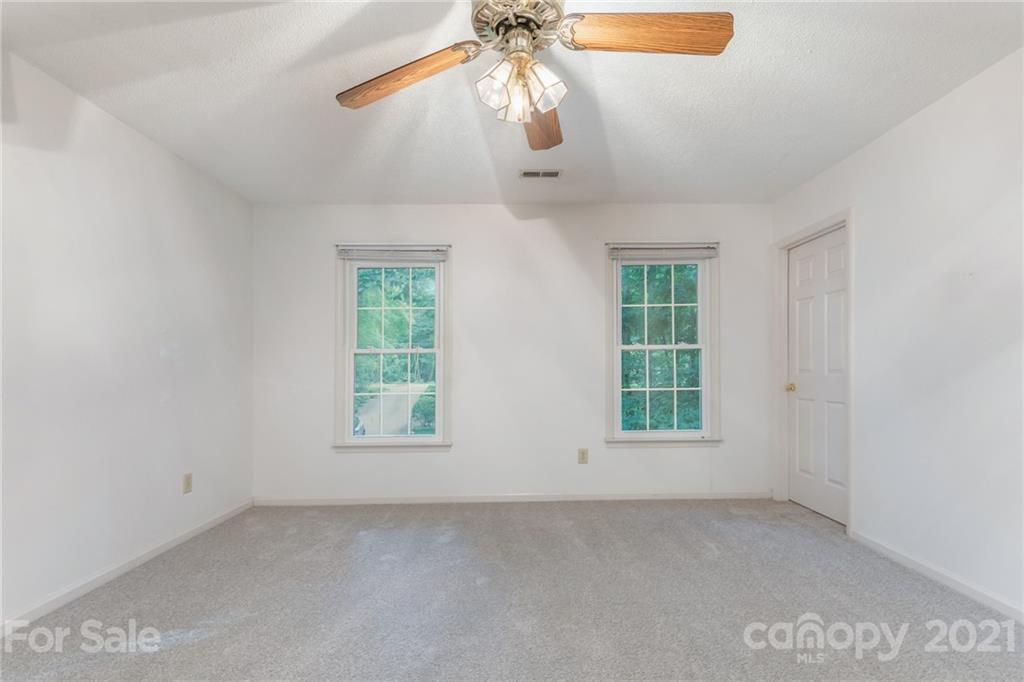 7227 Potter Road Matthews, NC 28104 - Photo 15 of 23 Gallery Image 15