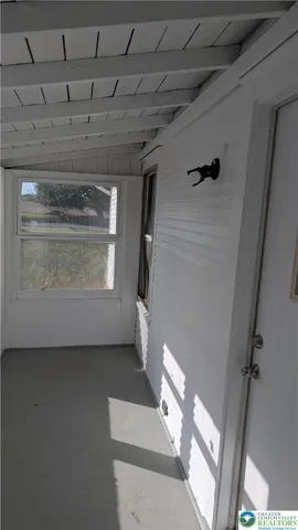 a view of empty room