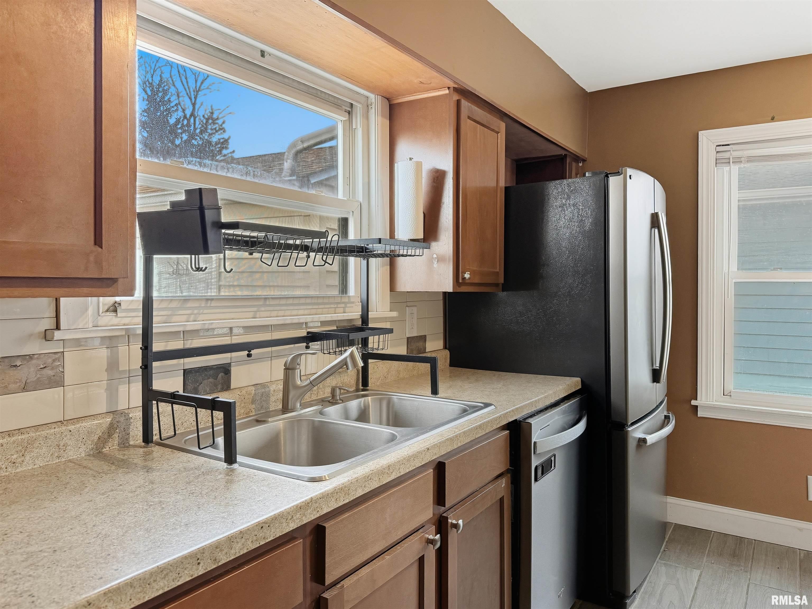 215 Court Drive Washington, IL 61571 - Photo 17 of 44