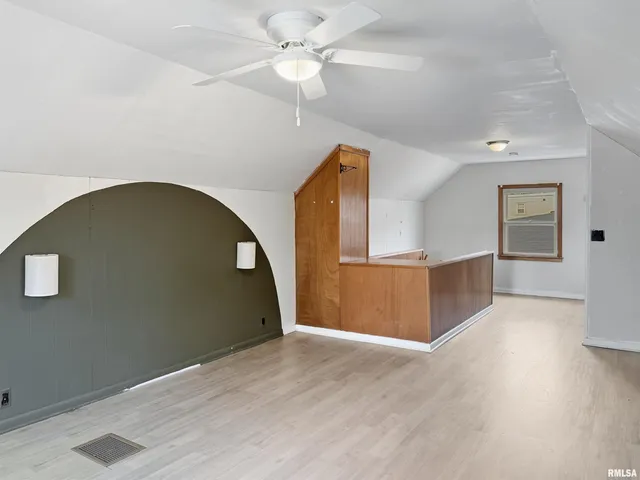 $169,900 | 215 Court Drive, Washington, IL 61571