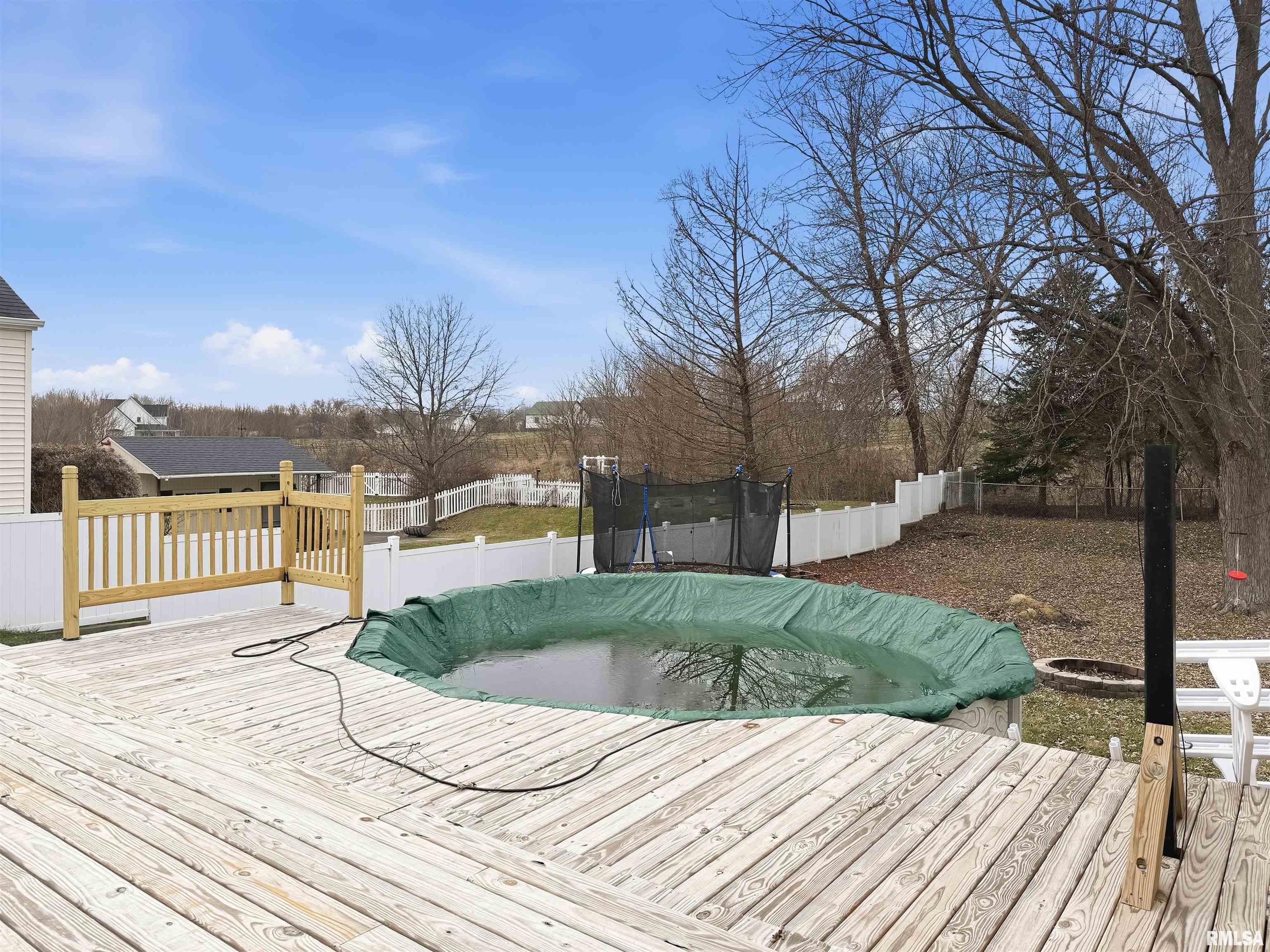 215 Court Drive Washington, IL 61571 - Photo 38 of 44