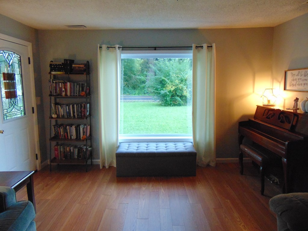 2755 Spring Place Road Southeast Cleveland, TN 37323 - Photo 5 of 20 Gallery Image 5