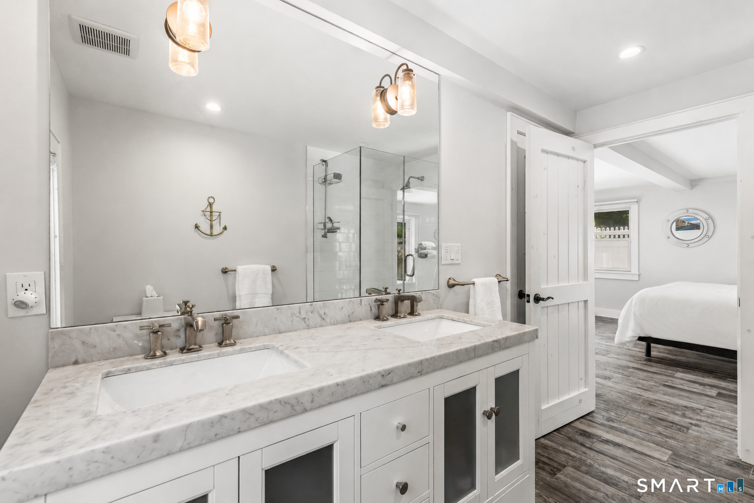 253 Tokeneke Road Darien, CT 06820 - Photo 15 of 25 Primary bathroom