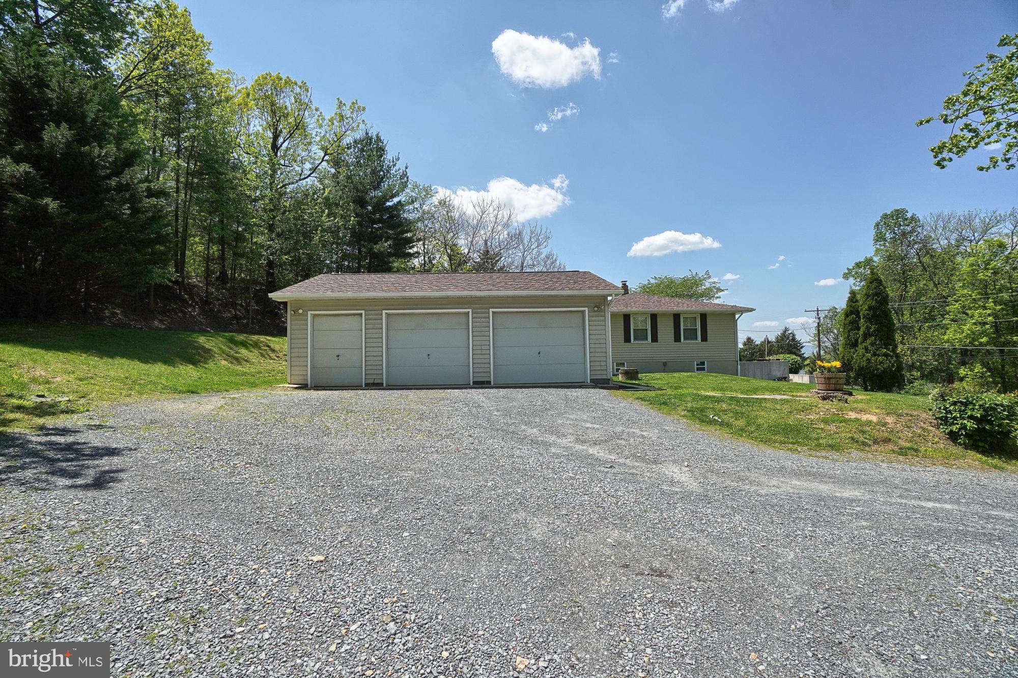 10327 Old Liberty Road Frederick, MD 21701 - Photo 13 of 71