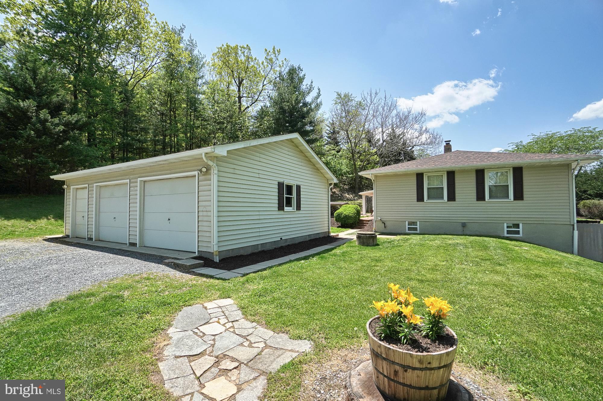 10327 Old Liberty Road Frederick, MD 21701 - Photo 15 of 71
