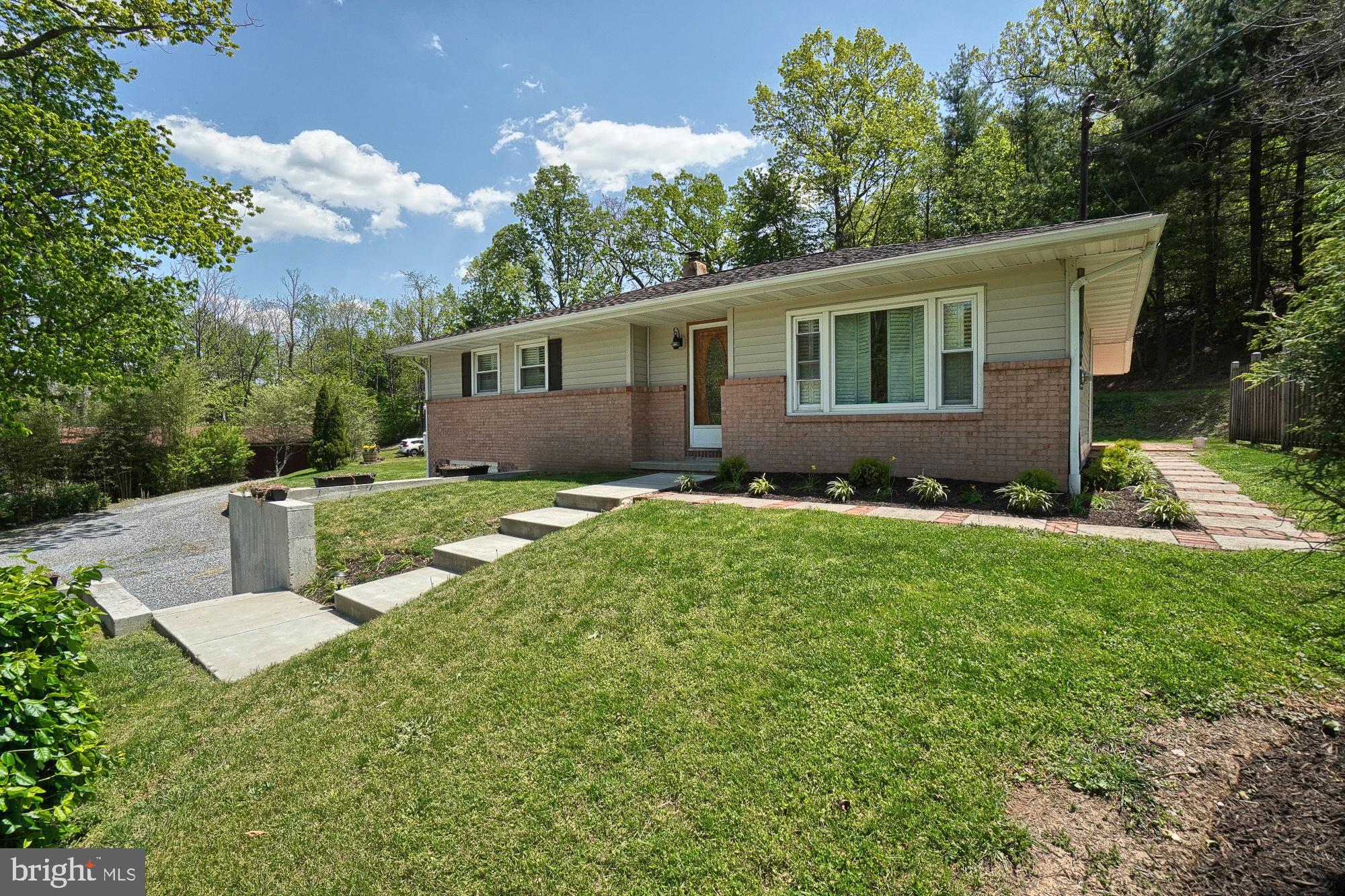 10327 Old Liberty Road Frederick, MD 21701 - Photo 6 of 71