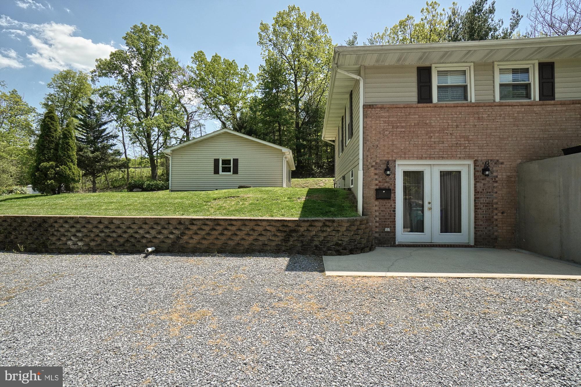 10327 Old Liberty Road Frederick, MD 21701 - Photo 7 of 71
