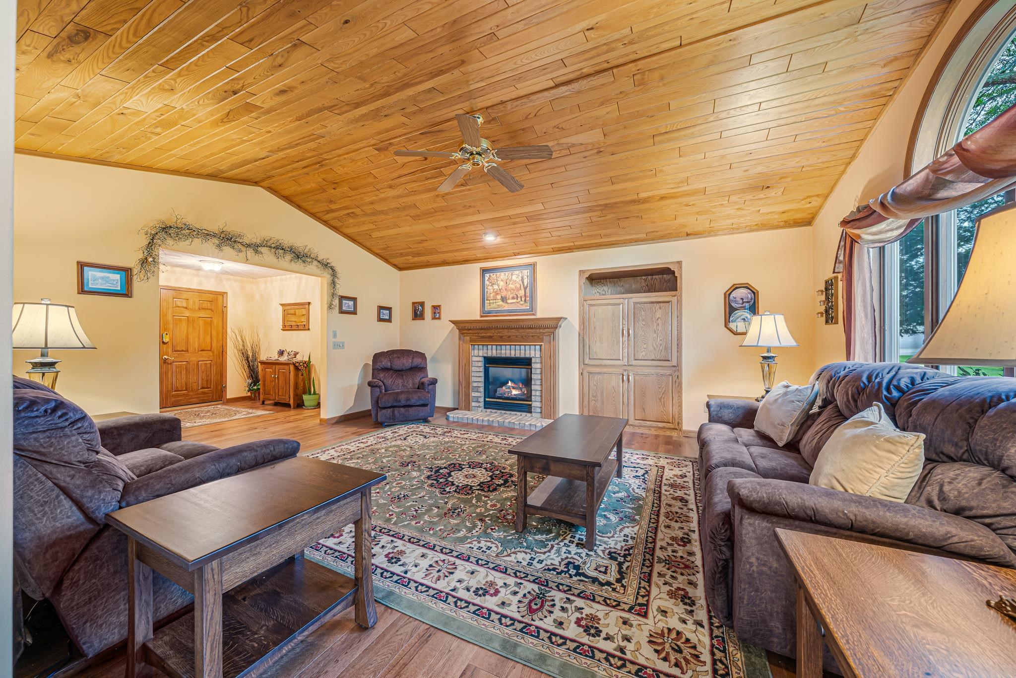 W6674 East Cedar Ridge Drive Appleton, WI 54915 - Photo 8 of 46