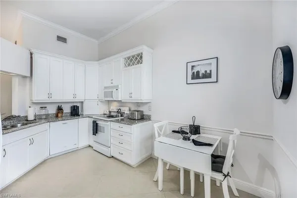 $7,500 | 631 Beachwalk Circle, Unit F204, Naples, FL 34108