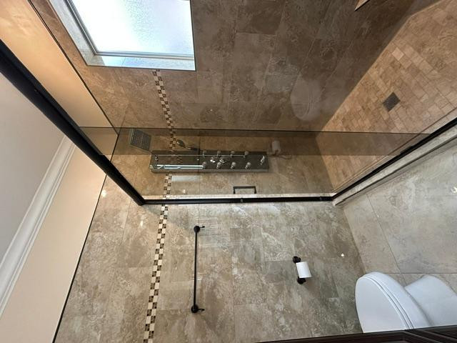 6830 North 14th Street Phoenix, AZ 85014 - Photo 18 of 28 a view of a bathroom