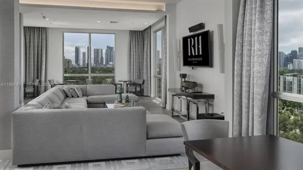 $1,983 | 1170 Northwest 11th Street, Unit A119, Miami, FL 33136