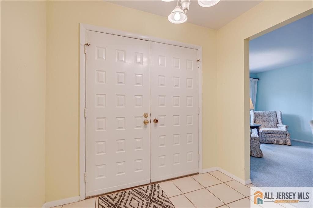 9 Boxwood Road Piscataway, NJ 08854 - Photo 12 of 51 Gallery Image 12