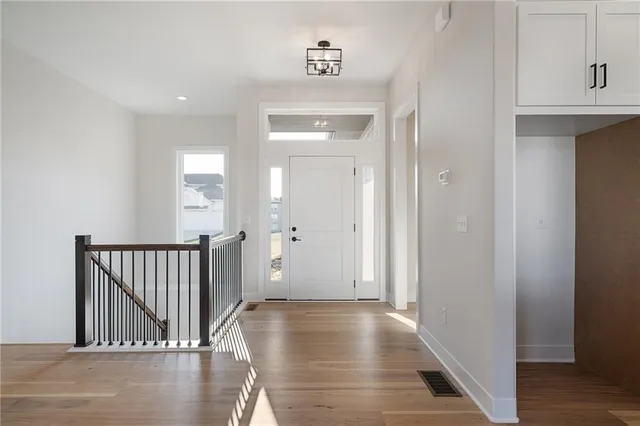 $750,950 | 8996 Shady Bend Road, Lenexa, KS 66227