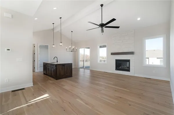 $750,950 | 8996 Shady Bend Road, Lenexa, KS 66227