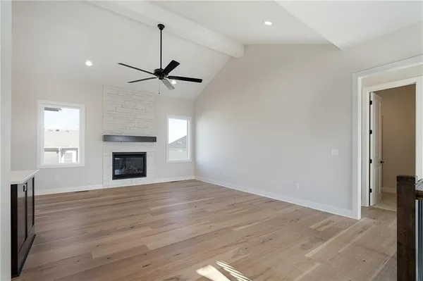 $750,950 | 8996 Shady Bend Road, Lenexa, KS 66227