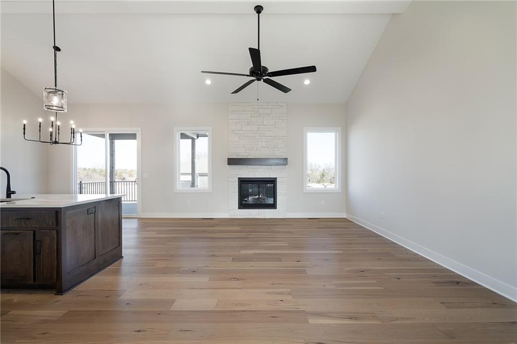 8996 Shady Bend Road Lenexa, KS 66227 - Photo 20 of 58