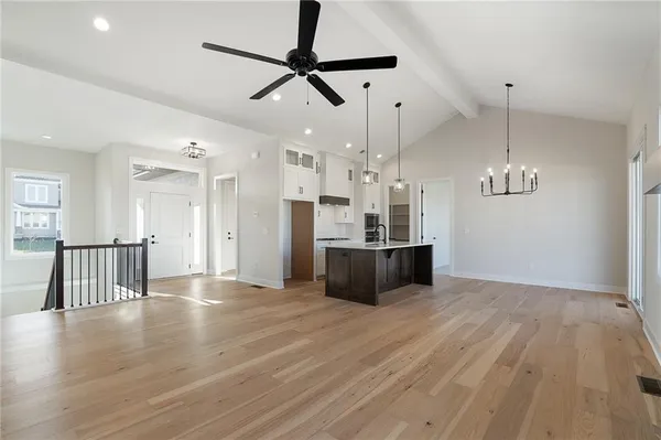 $750,950 | 8996 Shady Bend Road, Lenexa, KS 66227