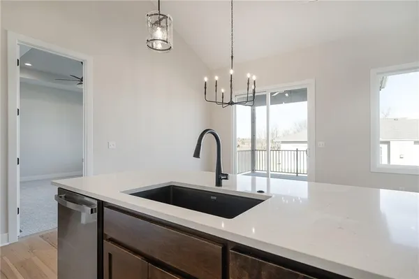 $750,950 | 8996 Shady Bend Road, Lenexa, KS 66227